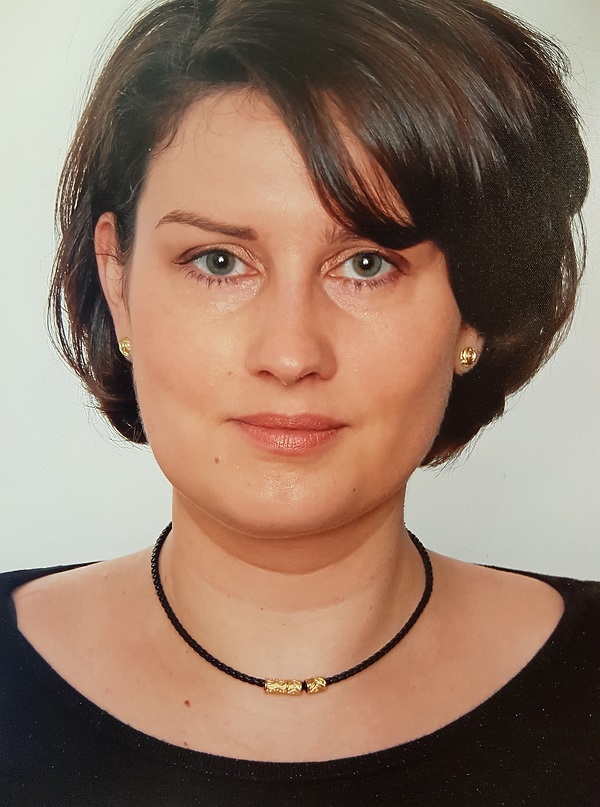 Dr. Corinna Urmann